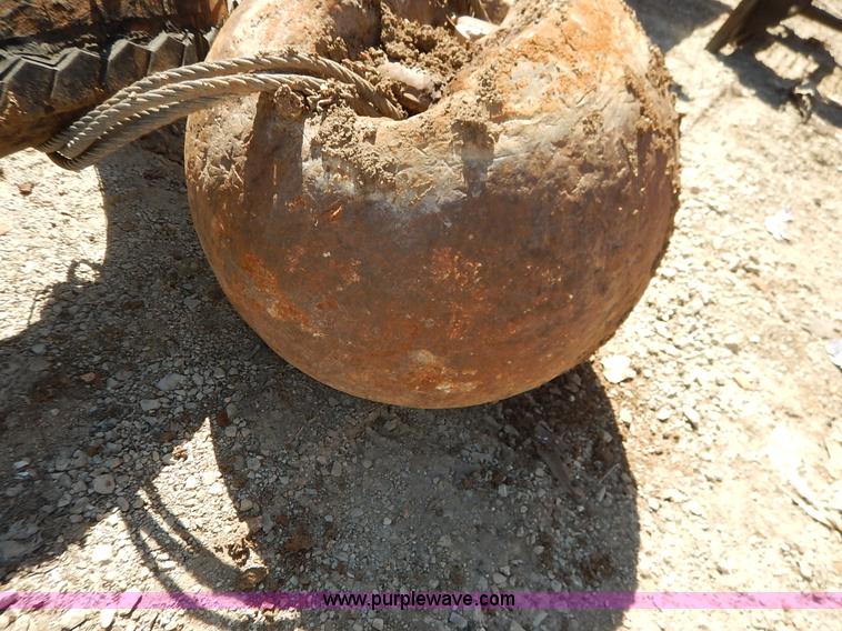 image for item BO9458 Wrecking ball