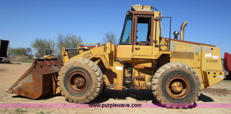 image for item D2397 1991 Case 821 wheel loader