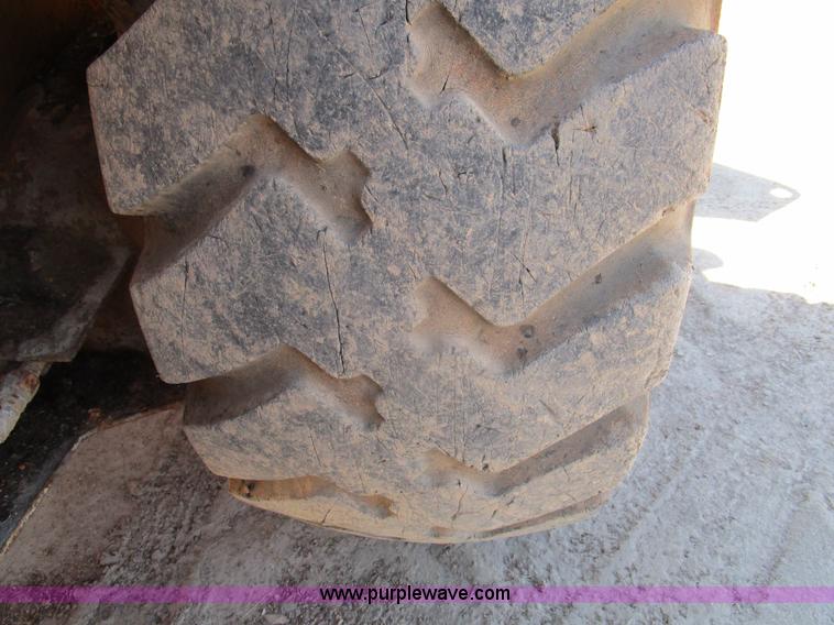 image for item D2397 1991 Case 821 wheel loader