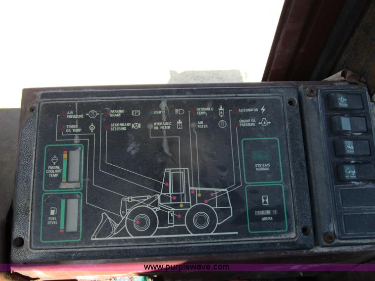 image for item D2397 1991 Case 821 wheel loader