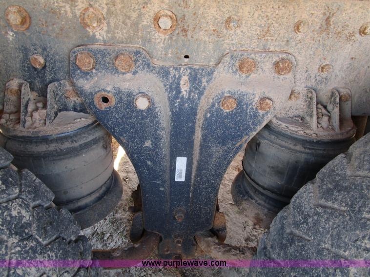 image for item D2398 1992 Kenworth T600 dump truck