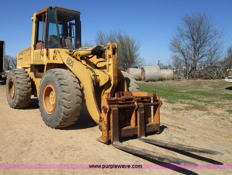 image for item D2399 1990 Case 621 wheel loader