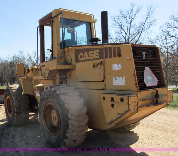 image for item D2399 1990 Case 621 wheel loader