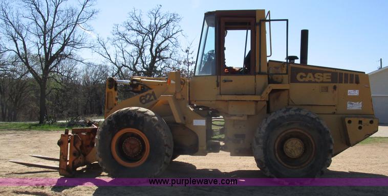image for item D2399 1990 Case 621 wheel loader