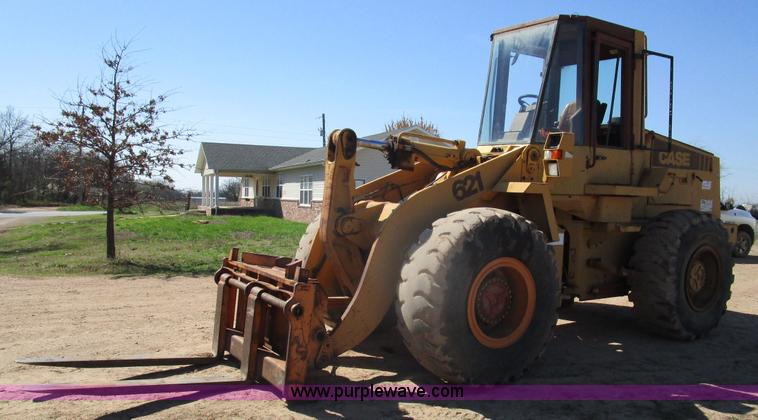 image for item D2399 1990 Case 621 wheel loader