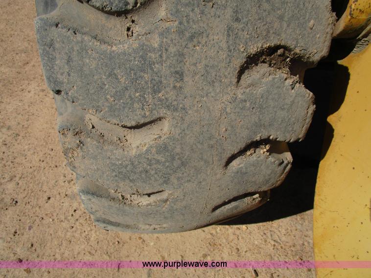 image for item D2399 1990 Case 621 wheel loader