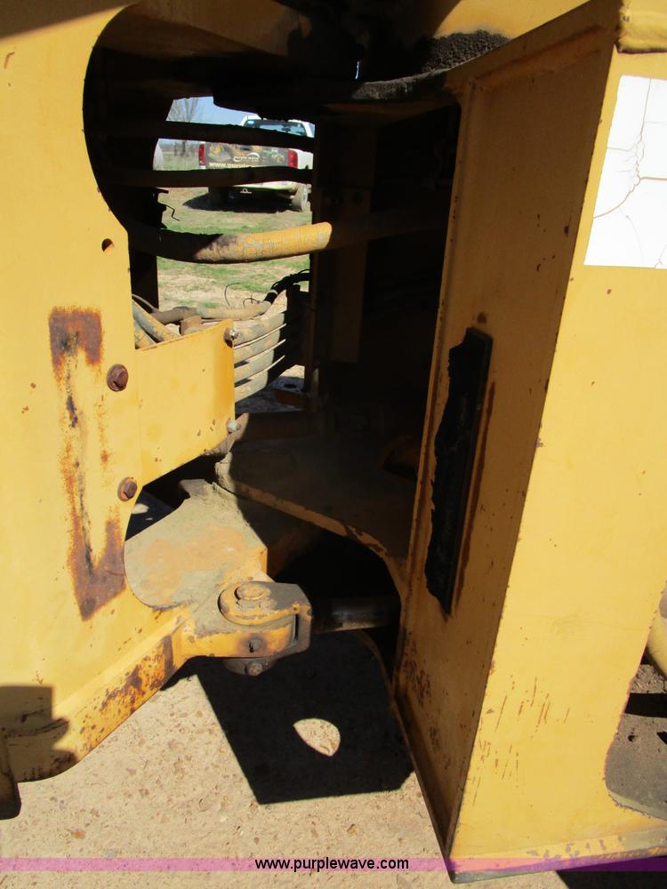 image for item D2399 1990 Case 621 wheel loader