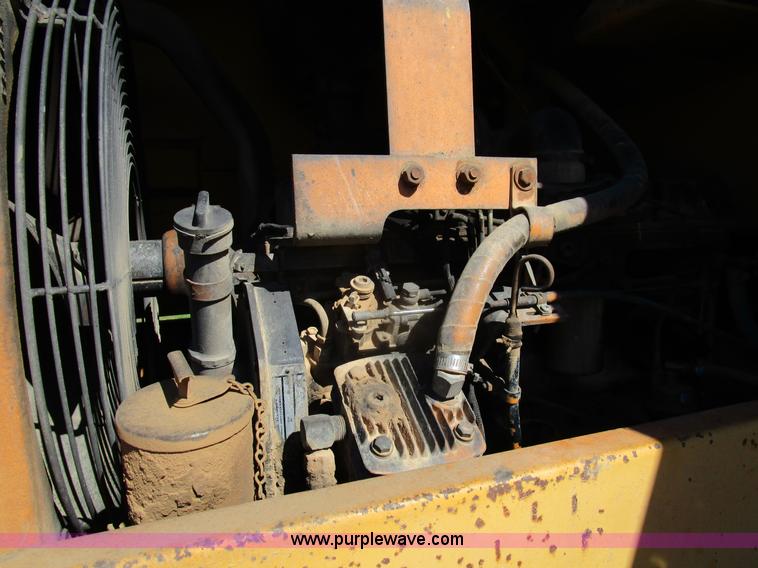 image for item D2399 1990 Case 621 wheel loader