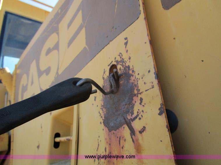 image for item D2399 1990 Case 621 wheel loader