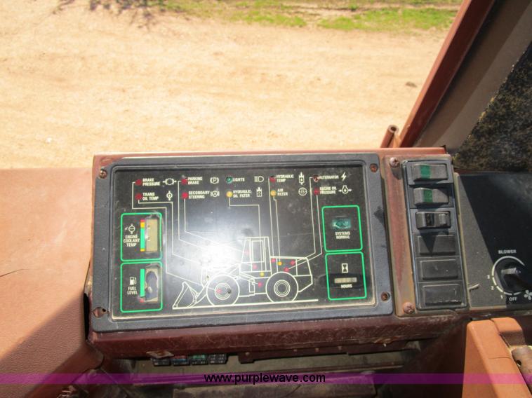 image for item D2399 1990 Case 621 wheel loader