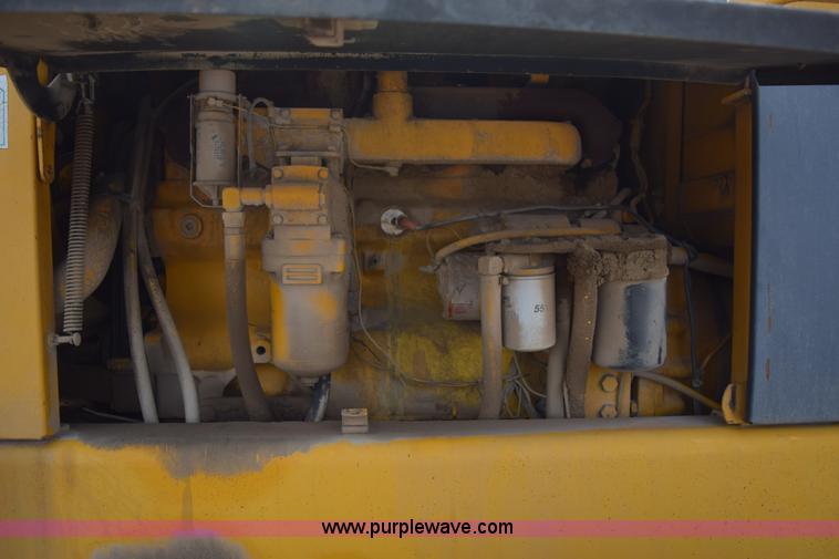 image for item E6200 John Deere 772A motor grader