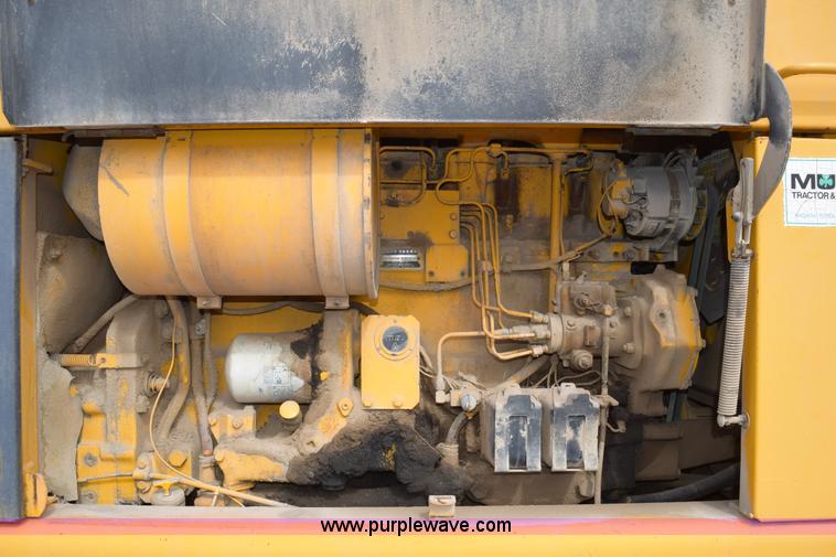 image for item E6200 John Deere 772A motor grader