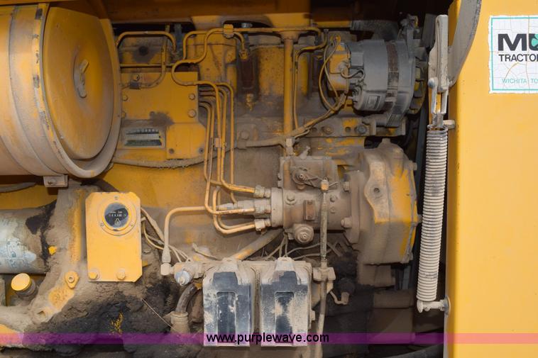 image for item E6200 John Deere 772A motor grader