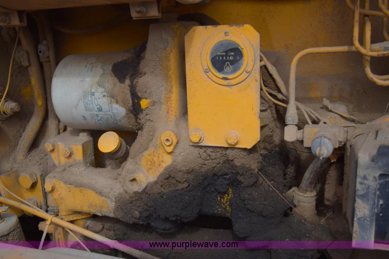 image for item E6200 John Deere 772A motor grader