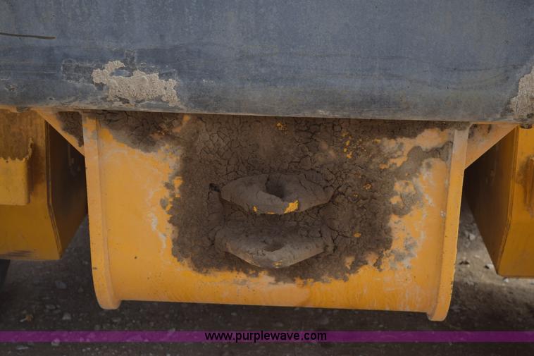 image for item E6200 John Deere 772A motor grader