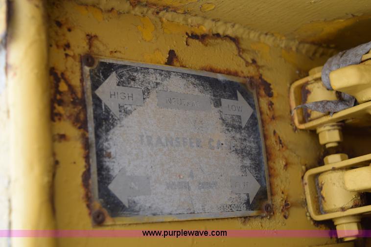 image for item E6277 1975 Broderson RTR701B carry deck crane