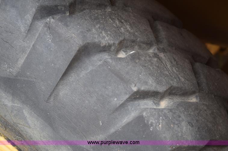 image for item E6277 1975 Broderson RTR701B carry deck crane