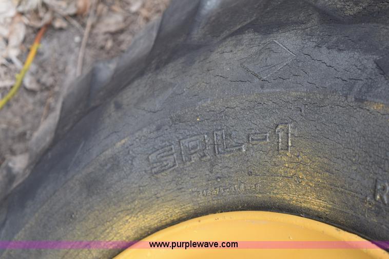 image for item E6277 1975 Broderson RTR701B carry deck crane