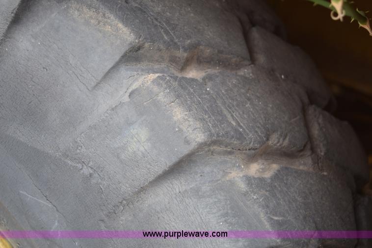 image for item E6277 1975 Broderson RTR701B carry deck crane