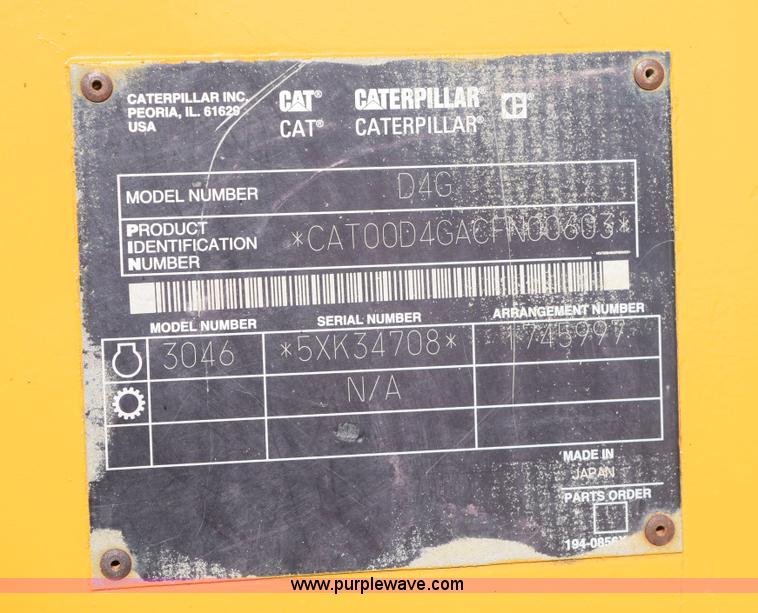 image for item E6282 2003 Caterpillar D4G XL dozer