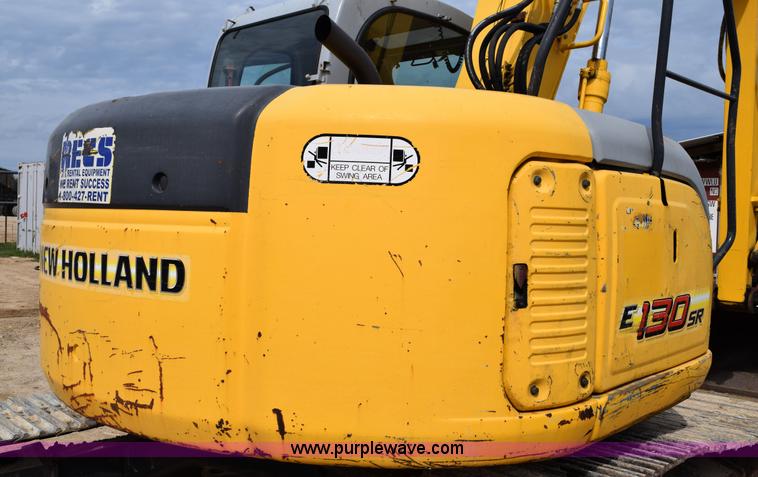 image for item E6284 2006 New Holland E130 SR compact excavator