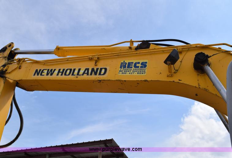 image for item E6284 2006 New Holland E130 SR compact excavator