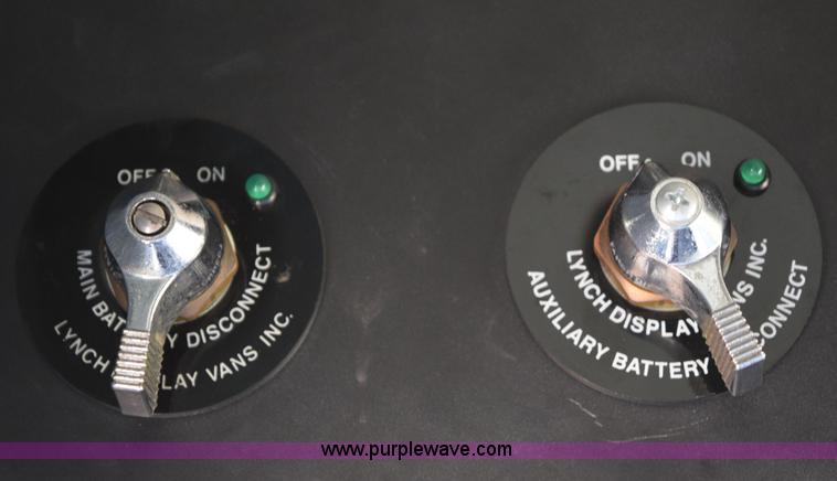 image for item E6285 1999 International Navistar FH1652 RV