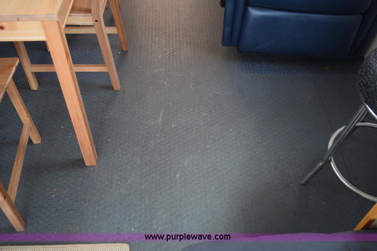 image for item E6285 1999 International Navistar FH1652 RV