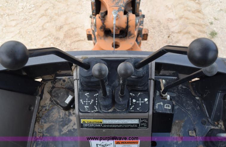 image for item E6286 2011 Case 580N backhoe with Bayonet Breaker