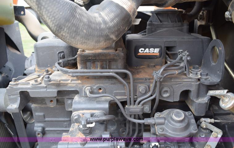 image for item E6289 2011 Case 580N backhoe with Bayonet Breaker