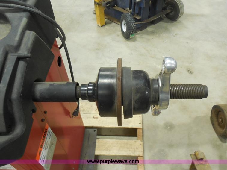 image for item E6323 Coats 775 tire balancer