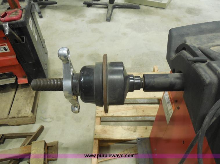 image for item E6323 Coats 775 tire balancer