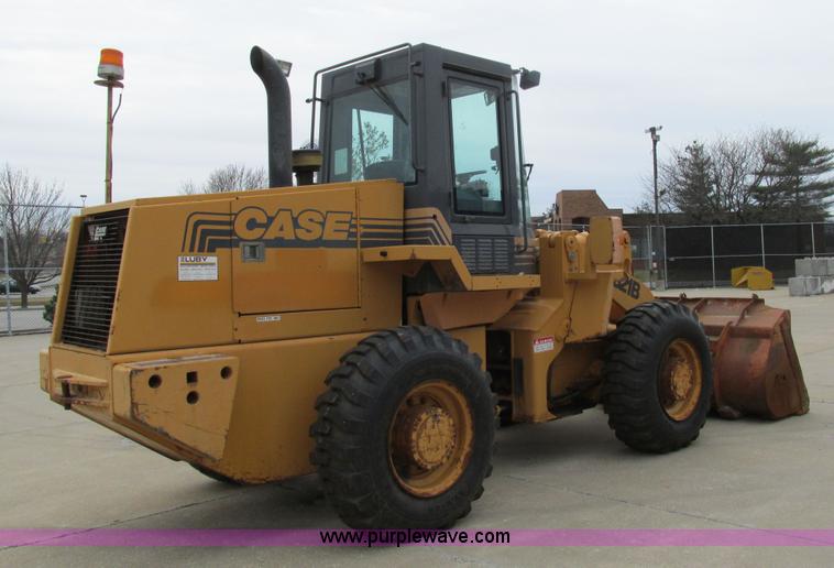 image for item E7437 1998 Case 621B articulated wheel loader
