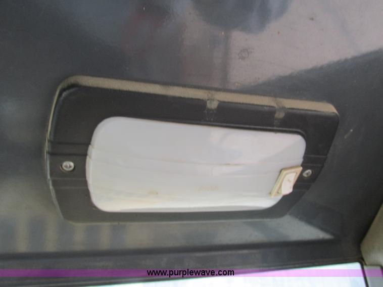 image for item E7437 1998 Case 621B articulated wheel loader