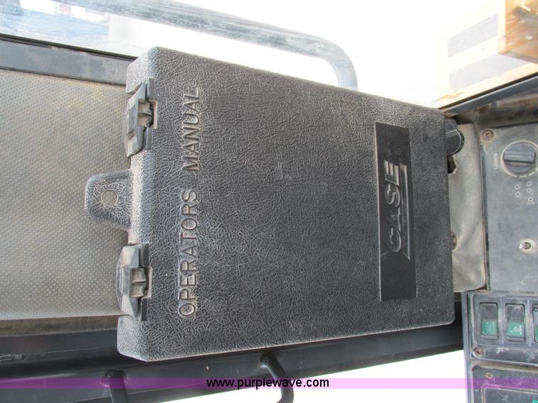 image for item E7437 1998 Case 621B articulated wheel loader