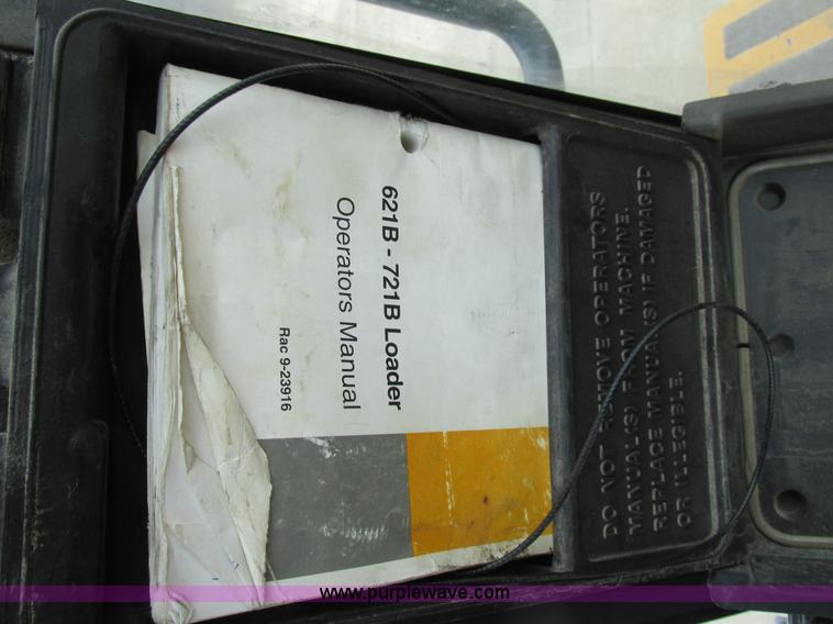 image for item E7437 1998 Case 621B articulated wheel loader