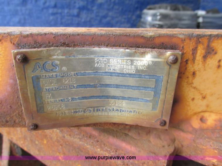 image for item E7437 1998 Case 621B articulated wheel loader