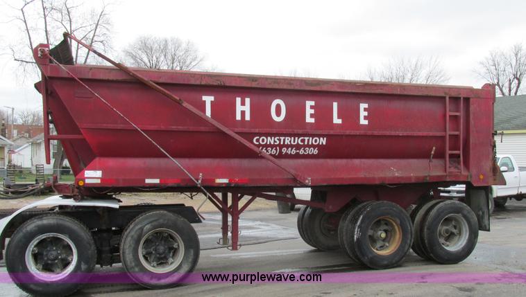 image for item E7450 1988 Dierzen Dominator barrel dump trailer