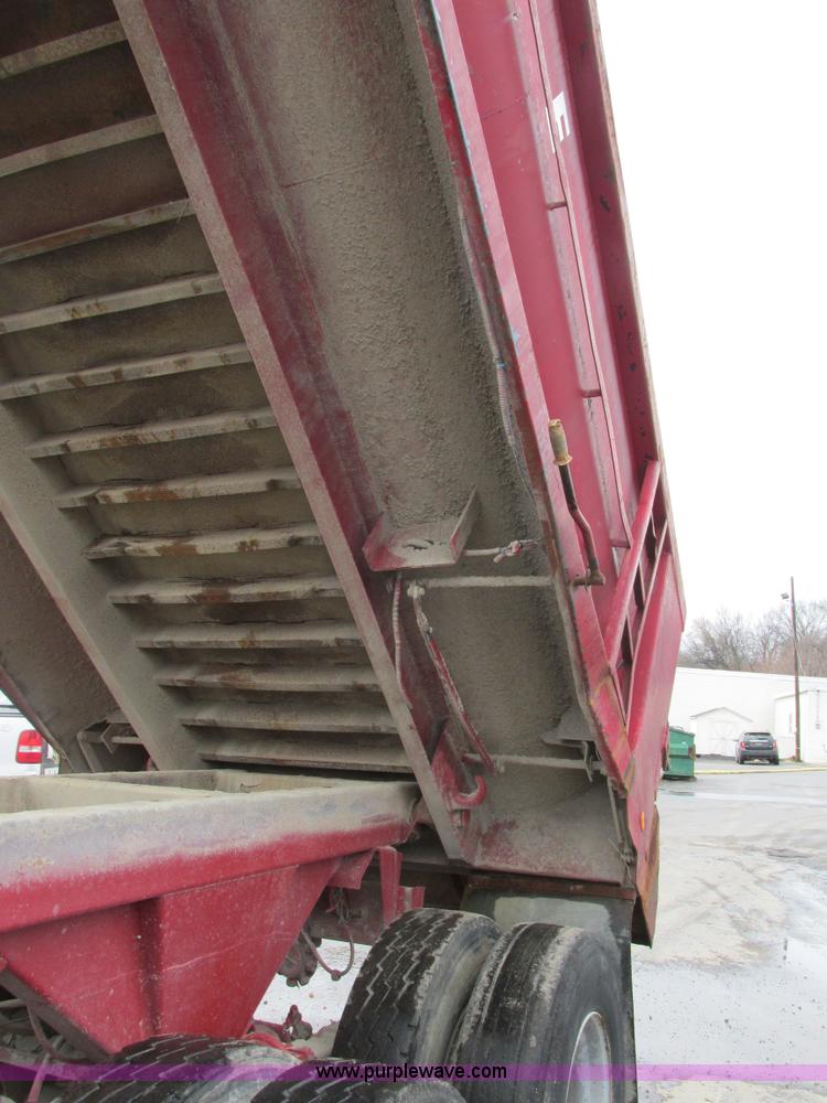 image for item E7450 1988 Dierzen Dominator barrel dump trailer