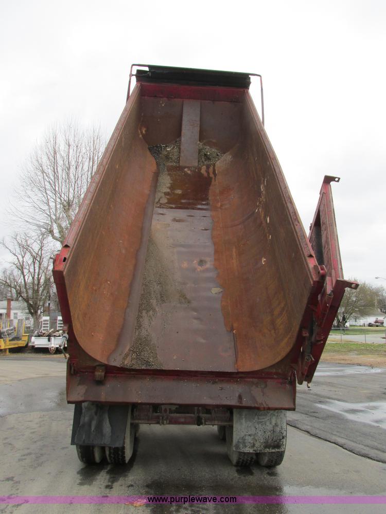 image for item E7450 1988 Dierzen Dominator barrel dump trailer