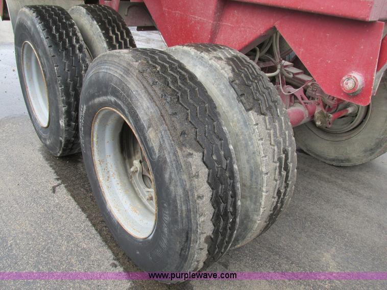 image for item E7450 1988 Dierzen Dominator barrel dump trailer