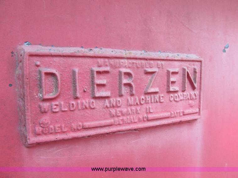 image for item E7450 1988 Dierzen Dominator barrel dump trailer