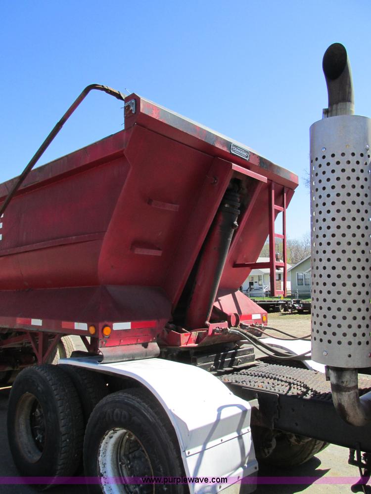 image for item E7450 1988 Dierzen Dominator barrel dump trailer