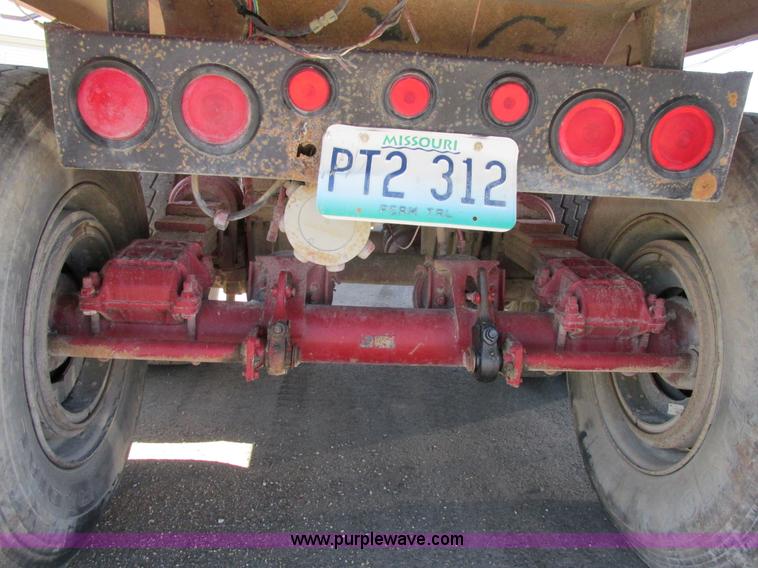 image for item E7450 1988 Dierzen Dominator barrel dump trailer