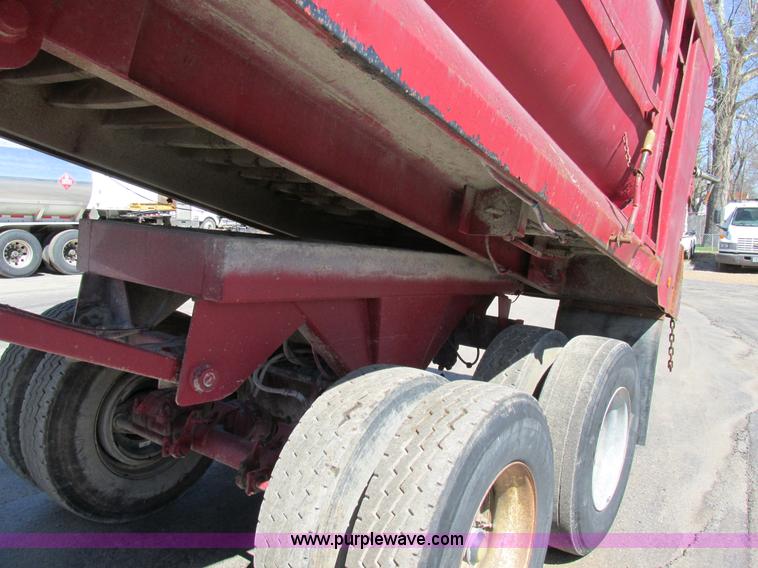 image for item E7450 1988 Dierzen Dominator barrel dump trailer