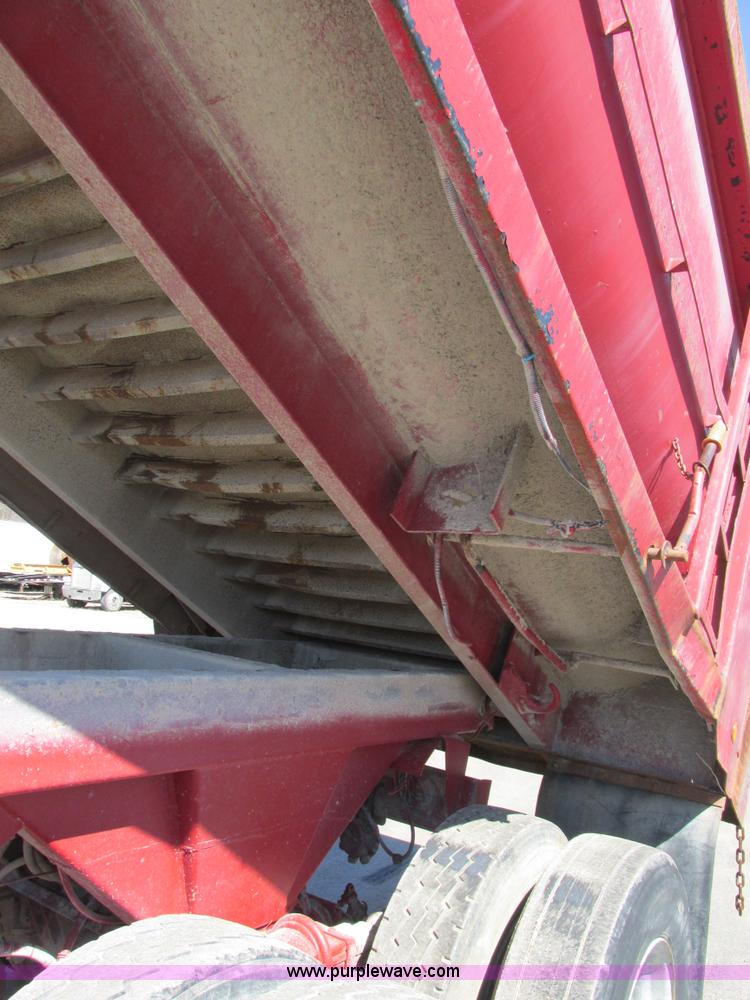 image for item E7450 1988 Dierzen Dominator barrel dump trailer
