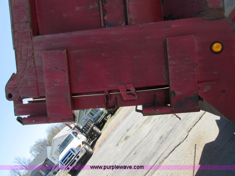 image for item E7450 1988 Dierzen Dominator barrel dump trailer