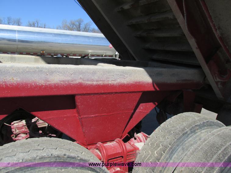 image for item E7450 1988 Dierzen Dominator barrel dump trailer