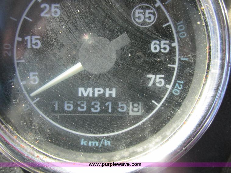 image for item E7451 1994 Ford LTL9000 semi truck