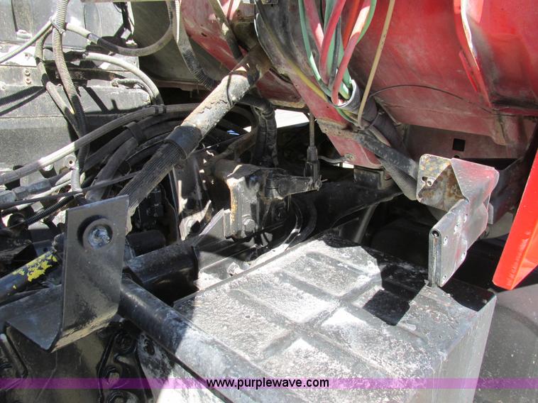 image for item E7451 1994 Ford LTL9000 semi truck